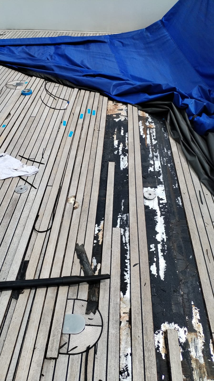 Yacht hull restoration project 1 — surface detail before repair