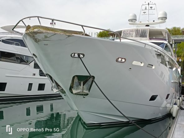 Yacht restoration project 2 — surface detail before coating